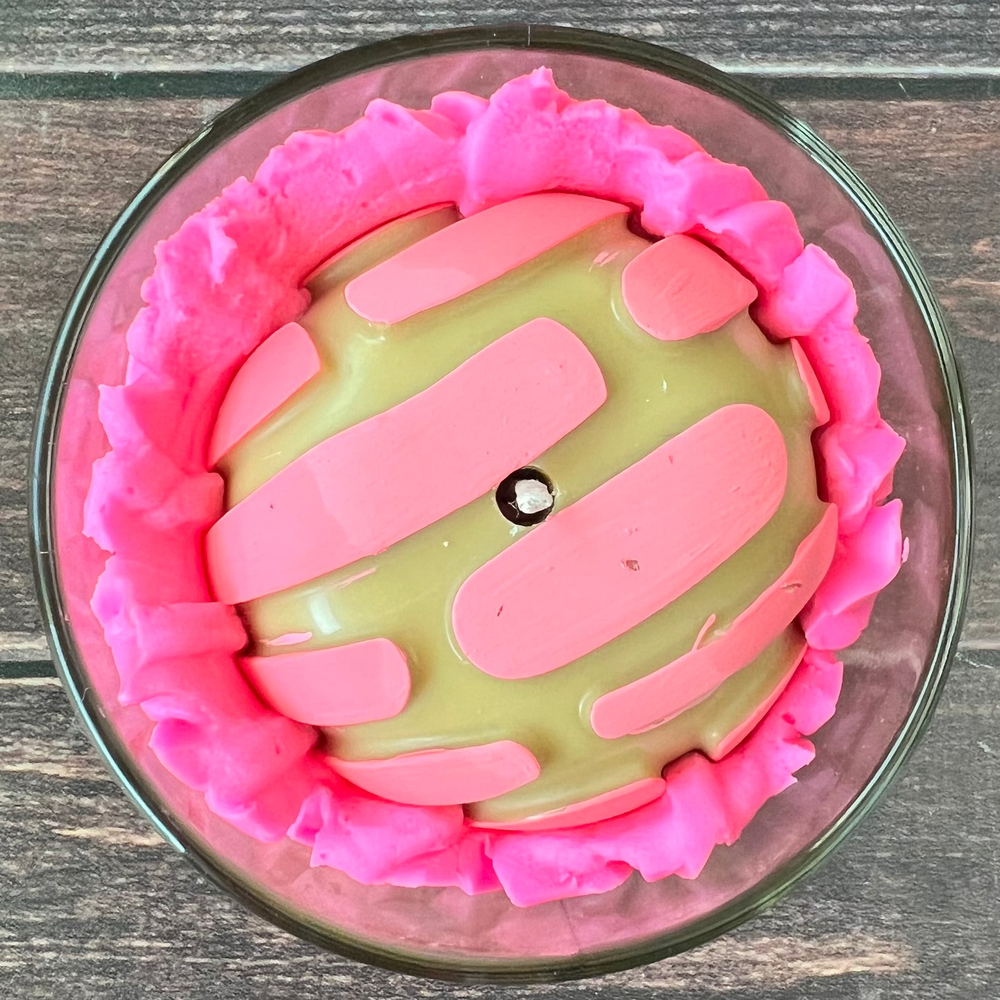 Quiero Conchas Whipped Candle